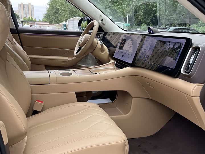AITO M8 interior view 11 - used suv for export from China