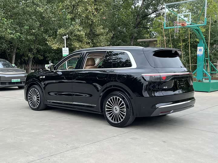 AITO M8 exterior view 3 - used suv for export from China