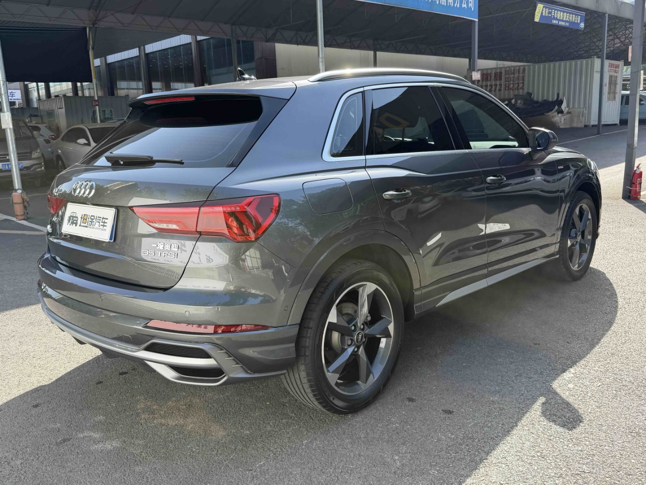 Audi Q3 2023 exterior view 4 - used suv for export from China