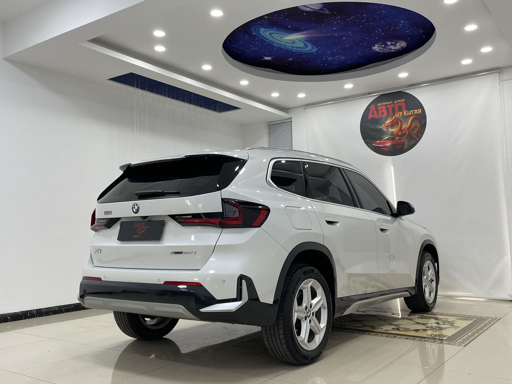BMW X1 2023 exterior view 5 - used suv for export from China