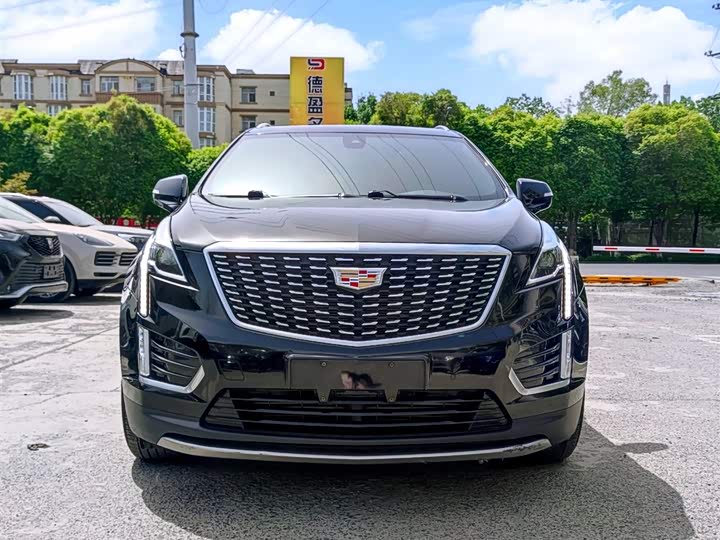 Cadillac CT5 exterior view 4 - used sedan for export from China