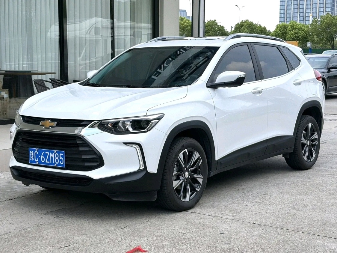 Chevrolet Tracker exterior view 4 - used suv for export from China