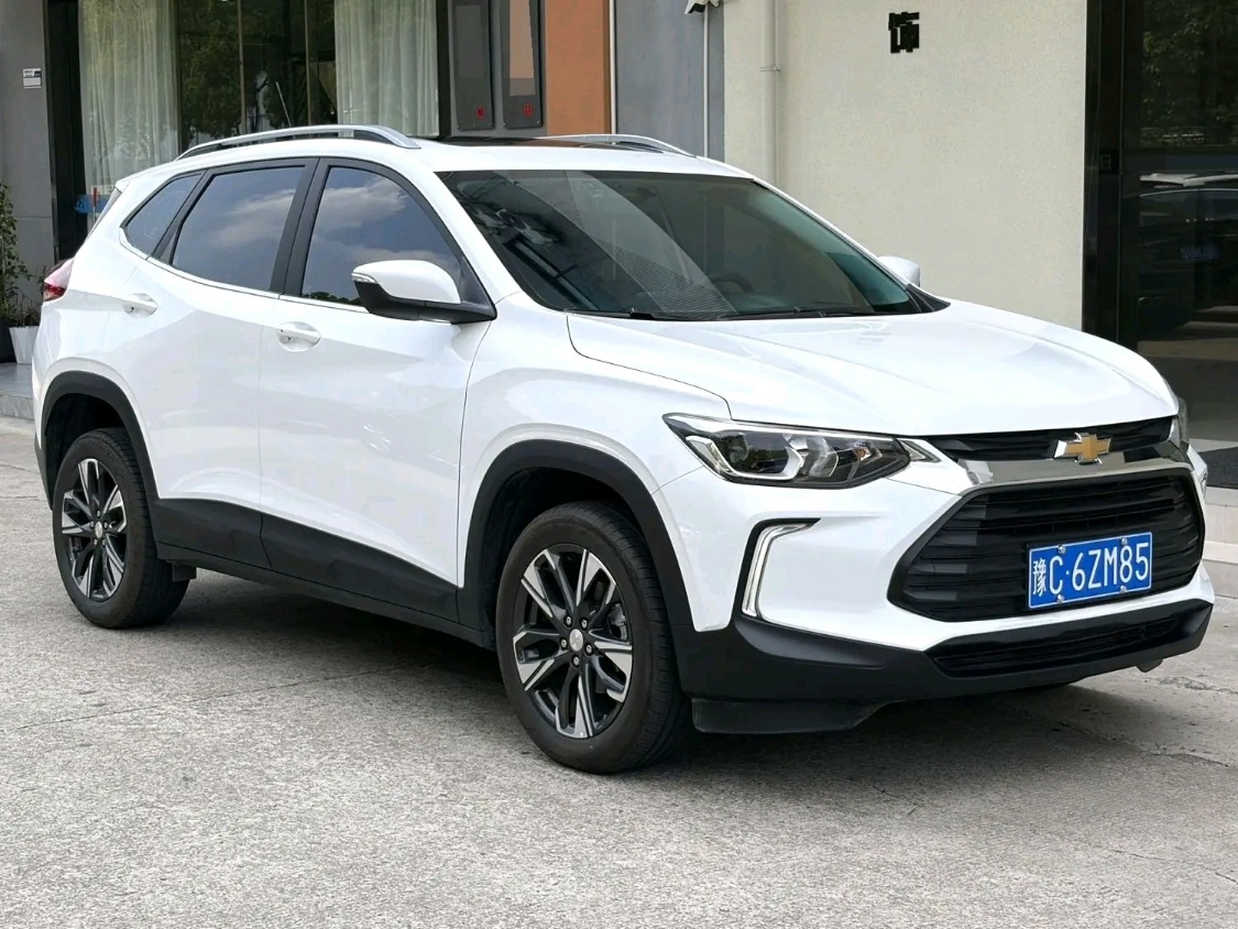 Chevrolet Tracker exterior view 6 - used suv for export from China