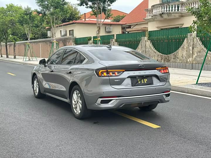 Ford Mondeo 2022 exterior view 4 - used sedan for export from China