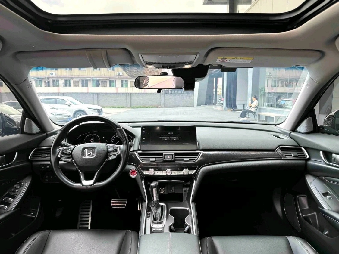 Honda Accord exterior view 6 - used sedan for export from China