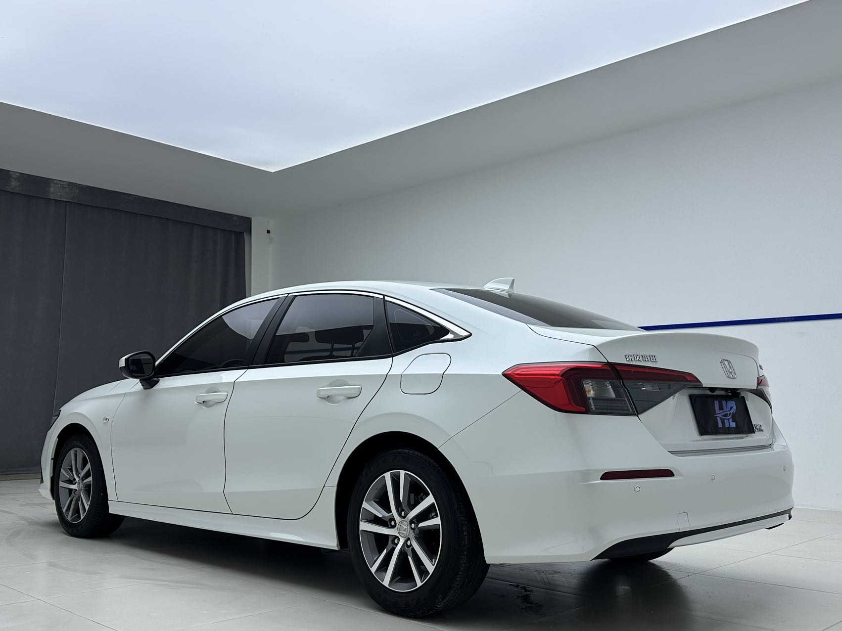 Honda Civic exterior view 3 - used sedan for export from China