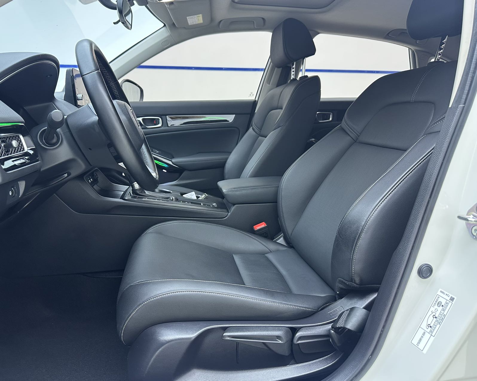 Honda Civic exterior view 8 - used sedan for export from China