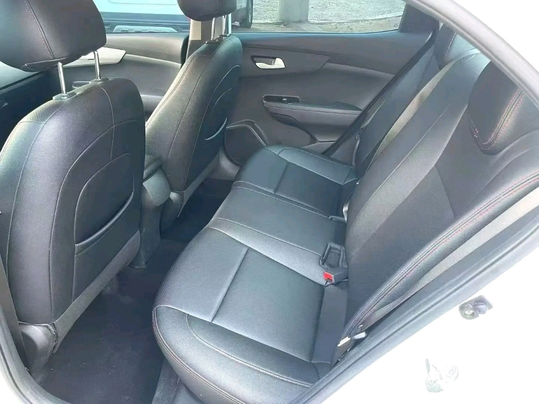 Kia Forte exterior view 3 - used sedan for export from China