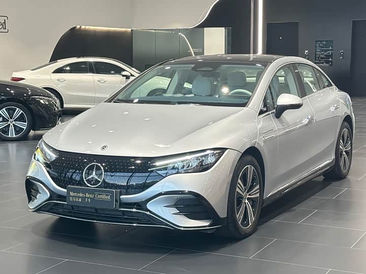 Mercedes-Benz EQE 2025 exterior view 3 - used sedan for export from China