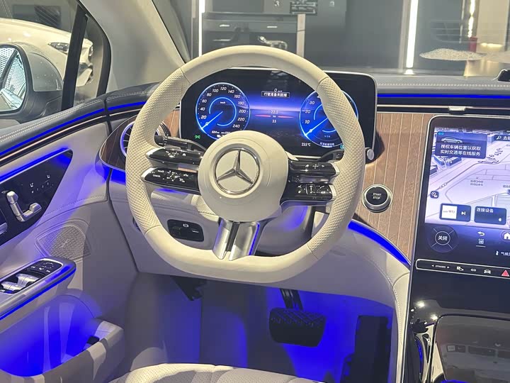 Mercedes-Benz EQE 2025 interior view 9 - used sedan for export from China