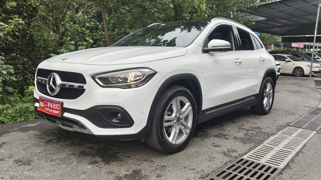 Mercedes-Benz GLA 180 2022 used suv exterior - China used car export wholesale