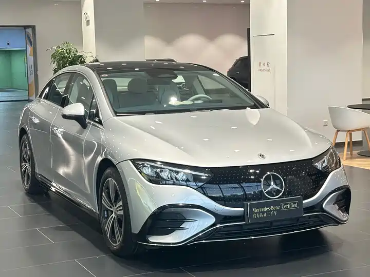 Mercedes-Benz GLA 180 2022 exterior view 12 - used suv for export from China