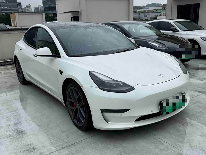 Tesla Model 3 exterior view 5 - used sedan for export from China