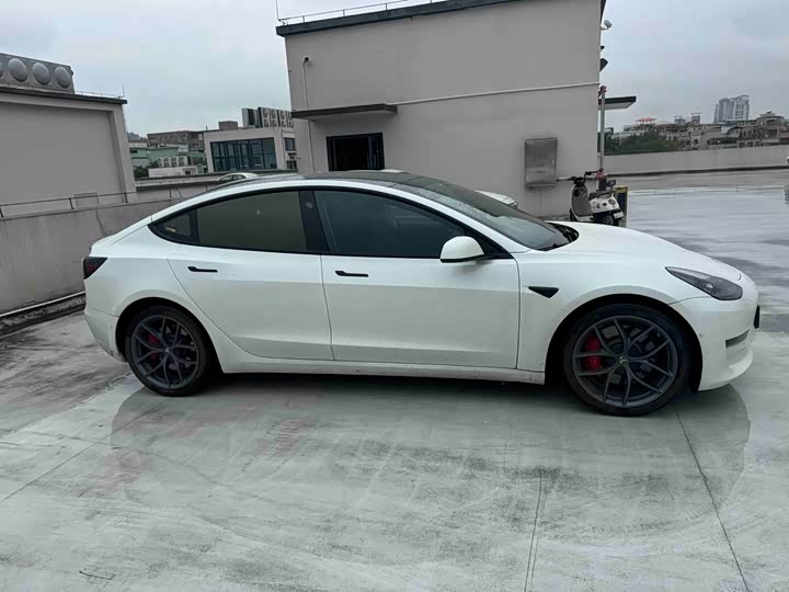 Tesla Model 3 exterior view 7 - used sedan for export from China