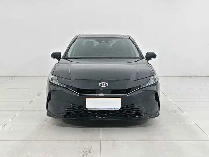 Toyota Camry 2024 exterior view 1 - used sedan for export from China