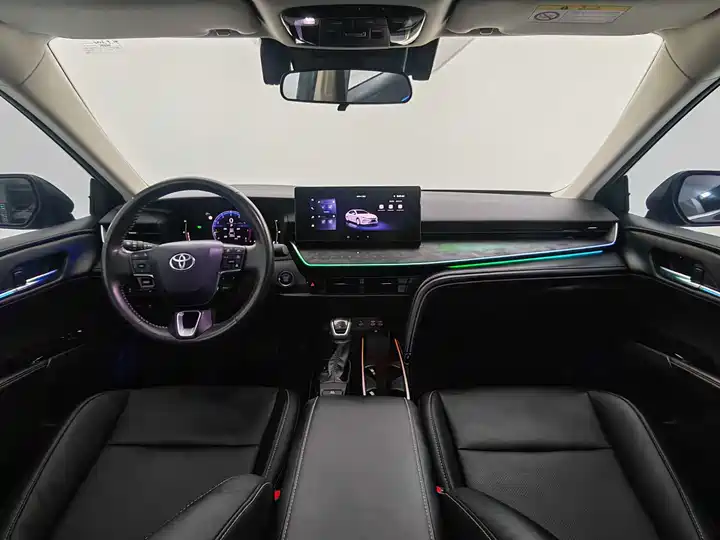 Toyota Camry 2024 interior view 12 - used sedan for export from China