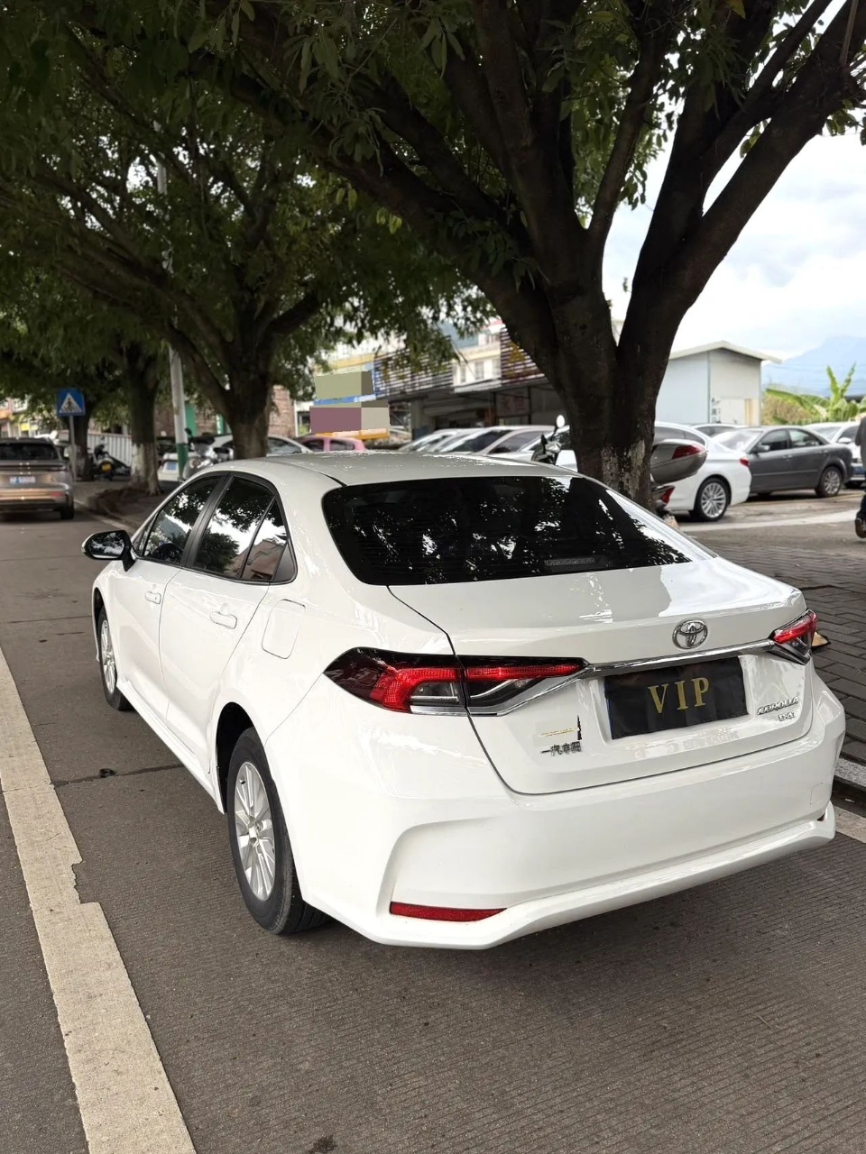 Toyota Corolla exterior view 10 - used sedan for export from China