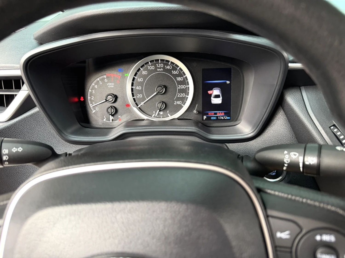 Toyota Corolla exterior view 4 - used sedan for export from China